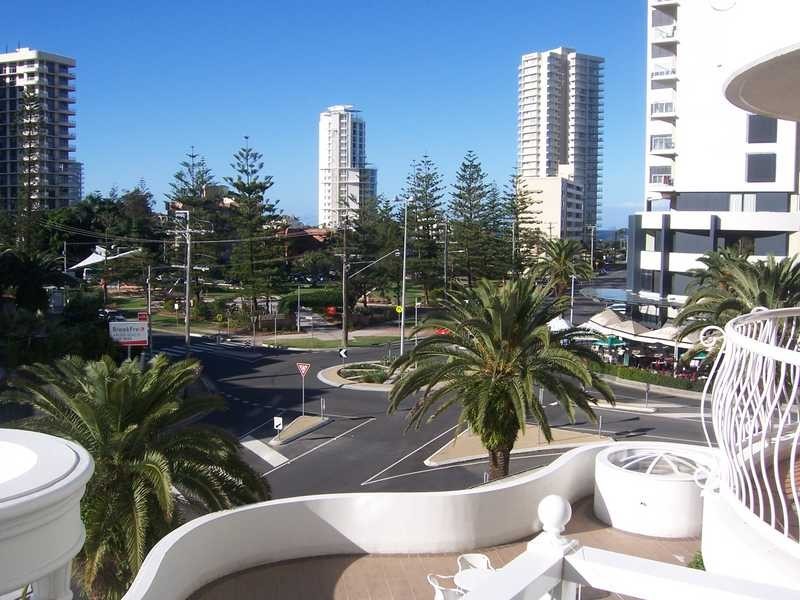 Unit 2306/23-26 Queensland Avenue, Broadbeach QLD 4218