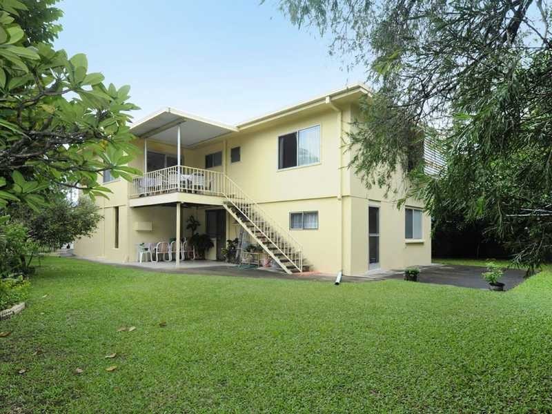 21 Toorak Park Avenue, Mermaid Waters QLD 4218