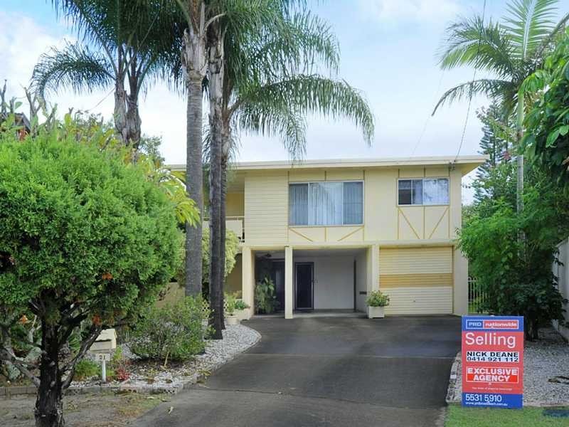 21 Toorak Park Avenue, Mermaid Waters QLD 4218