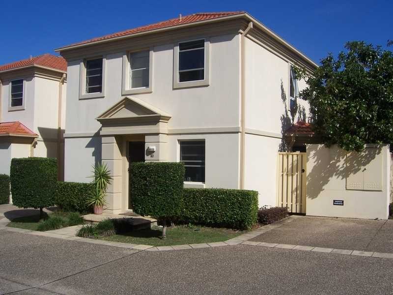 30/99 Heeb Street, Benowa QLD 4217