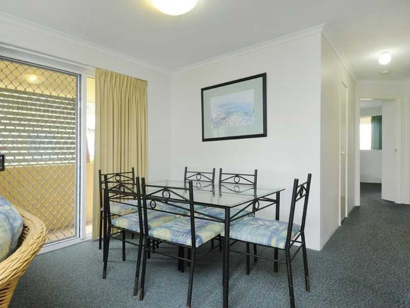 10 Alexandra Avenue, Broadbeach QLD 4218