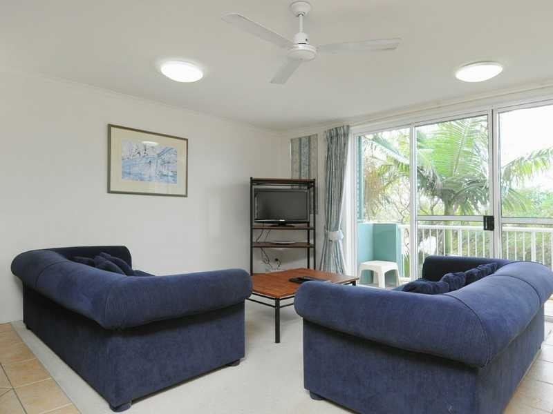 10 Alexandra Avenue, Broadbeach QLD 4218