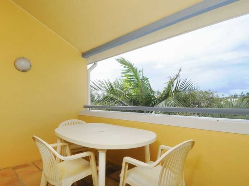 10 Alexandra Avenue, Broadbeach QLD 4218