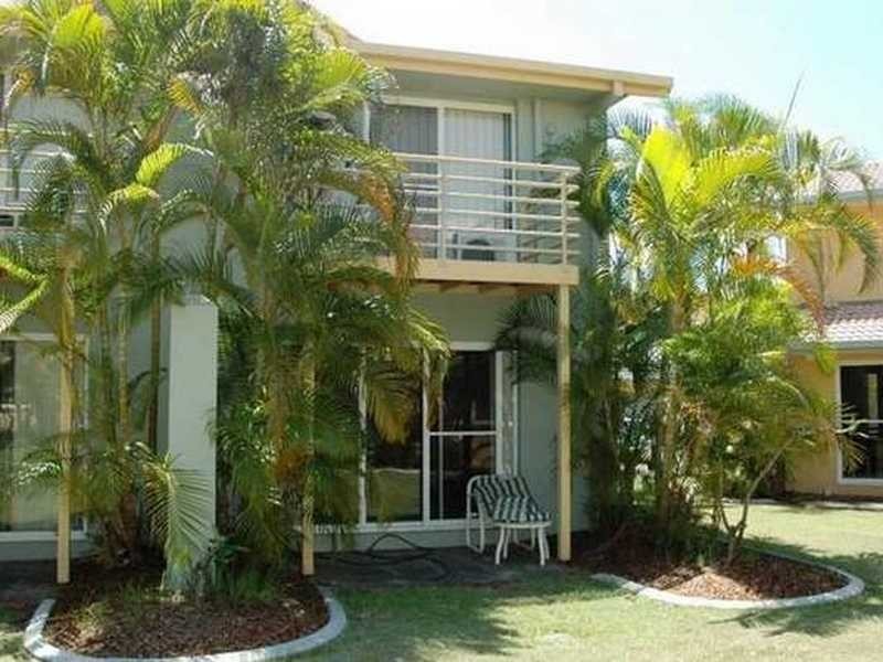 94/215 Cottesloe Drive, Mermaid Waters QLD 4218