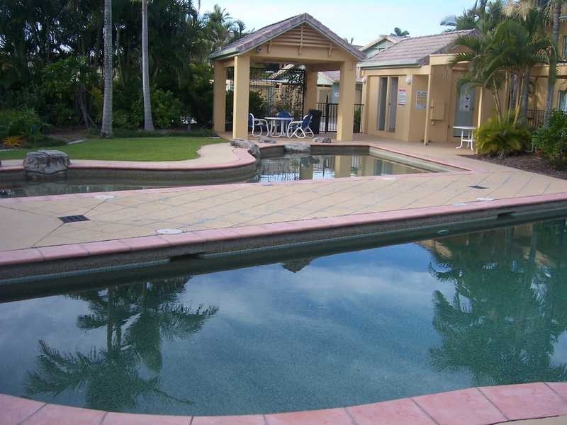 94/215 Cottesloe Drive, Mermaid Waters QLD 4218