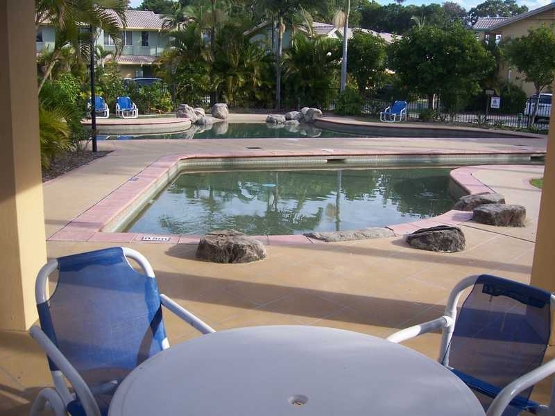 94/215 Cottesloe Drive, Mermaid Waters QLD 4218