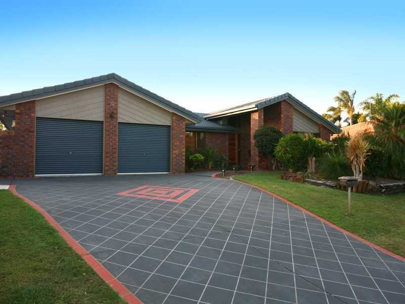 10 Long Island Court, Mermaid Waters QLD 4218