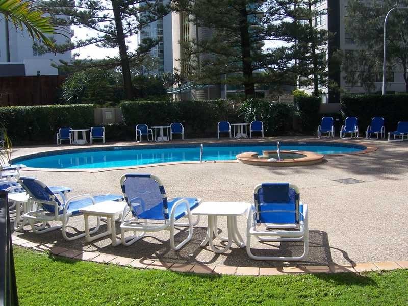 Unit 304/28 Northcliffe Terrace, Surfers Paradise QLD 4217