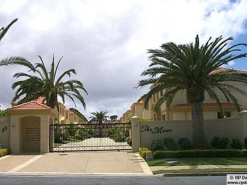 Unit 7/99 Heeb Street, Benowa QLD 4217