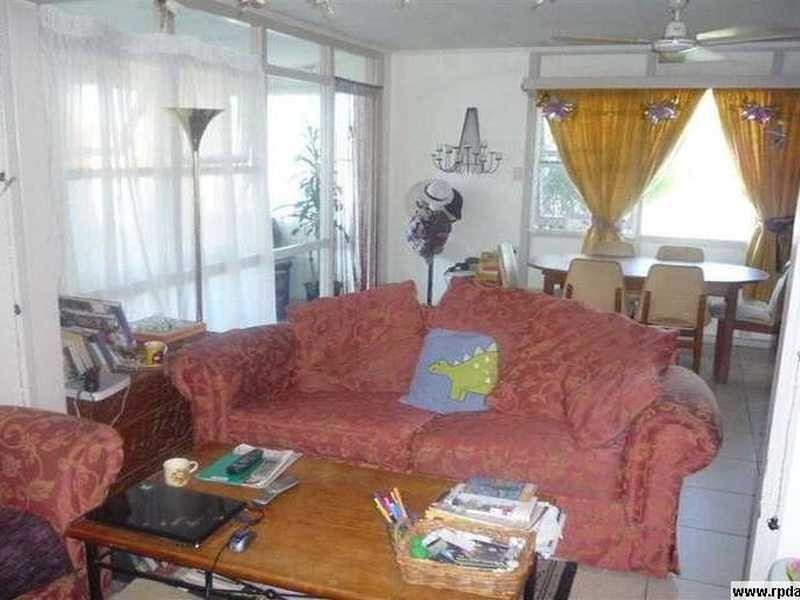 15 Kiers Road, Miami QLD 4220