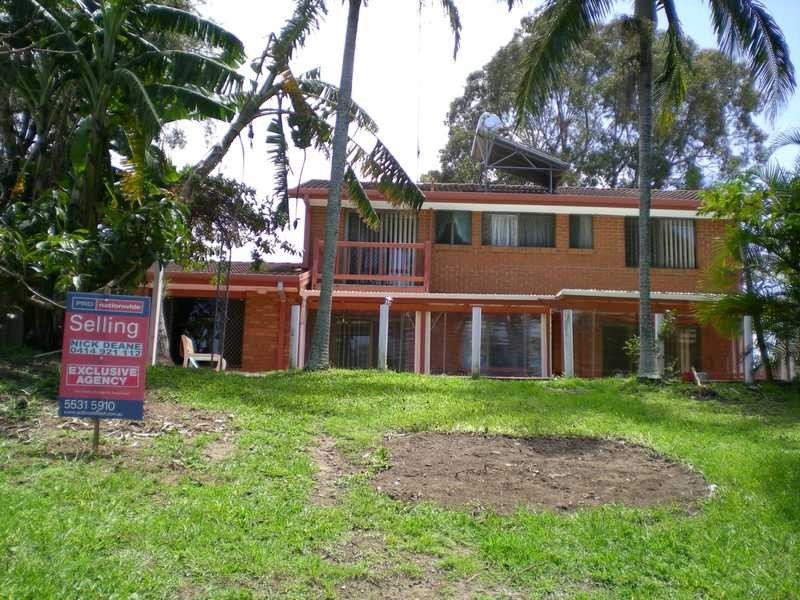 45 River Crescent, Broadbeach Waters QLD 4218
