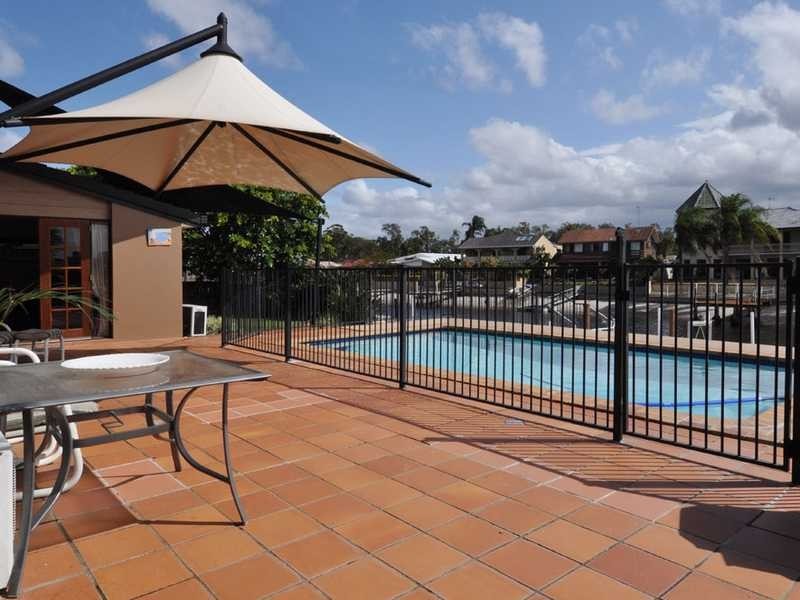 352 Bayview Street, Hollywell QLD 4216