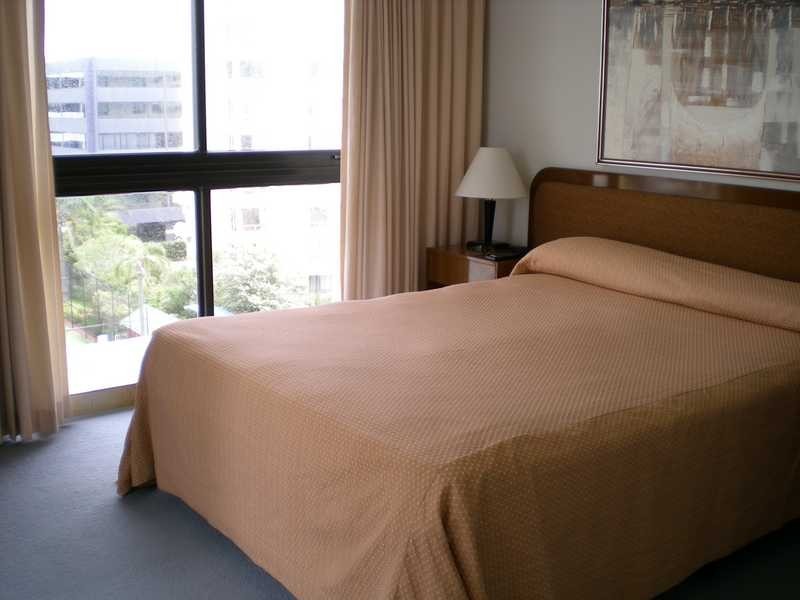 1 Albert Avenue, Broadbeach QLD 4218
