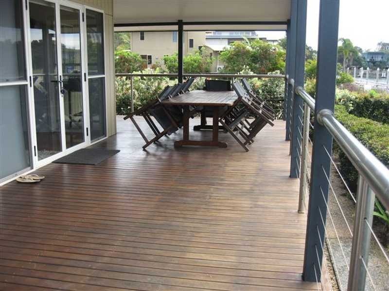 9 Doeblien Drive, South Stradbroke QLD 4216