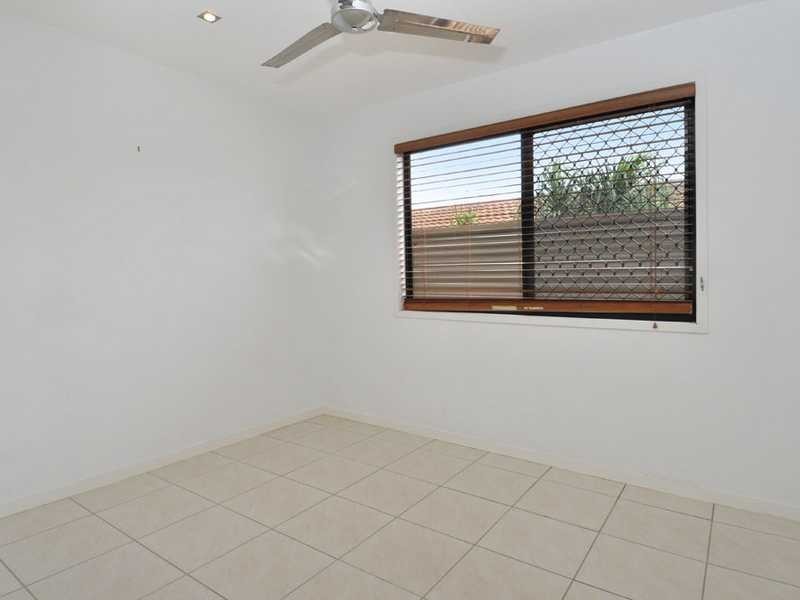 Villa 2/15 Thirteenth Avenue, Palm Beach QLD 4221