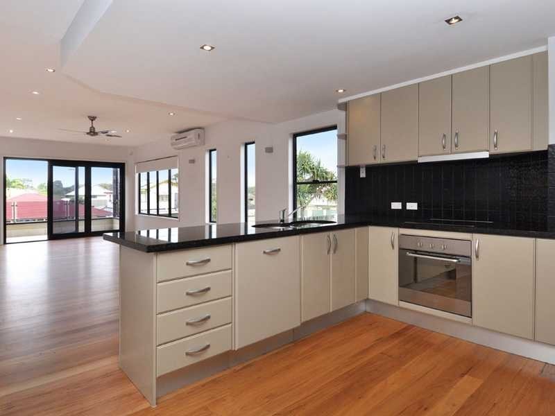 Villa 2/15 Thirteenth Avenue, Palm Beach QLD 4221