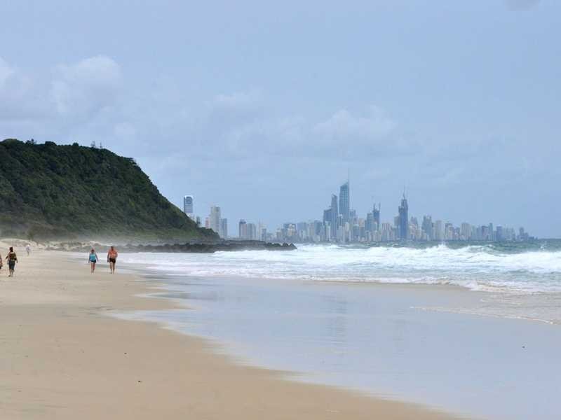 Villa 2/15 Thirteenth Avenue, Palm Beach QLD 4221