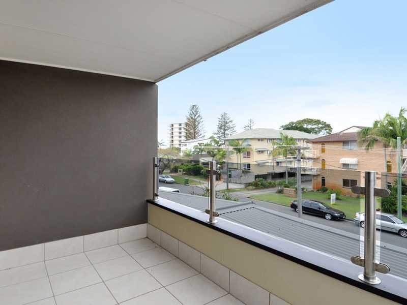 Villa 2/15 Thirteenth Avenue, Palm Beach QLD 4221
