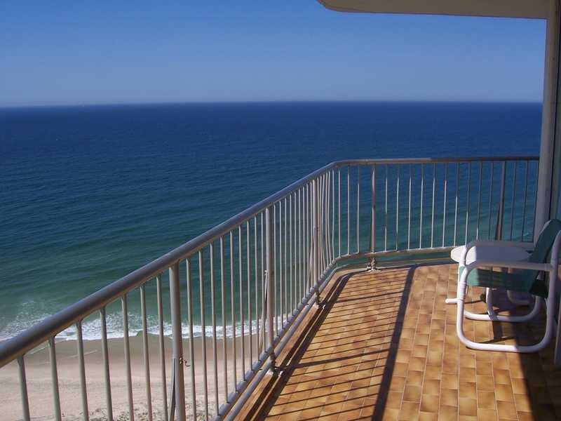 Unit 64/67 Broadbeach Boulevard, Broadbeach QLD 4218