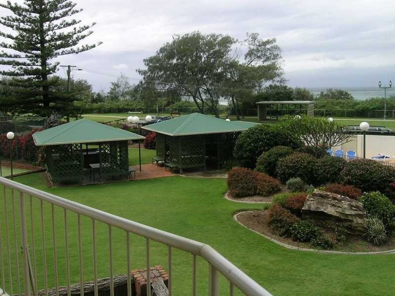 Unit 4/67 Broadbeach Boulevard, Broadbeach QLD 4218