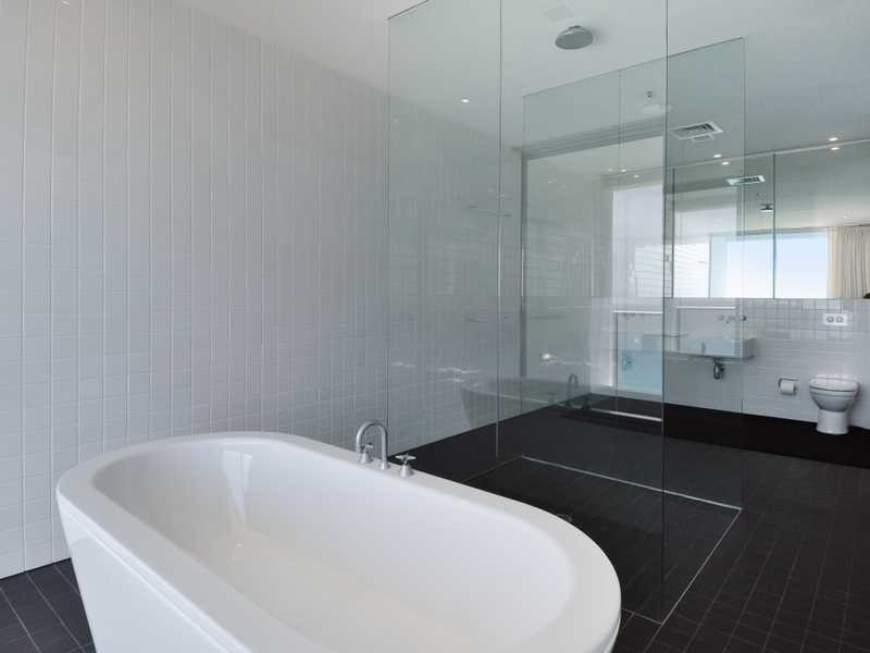 Unit 2402/159 Old Burleigh Road, Broadbeach QLD 4218