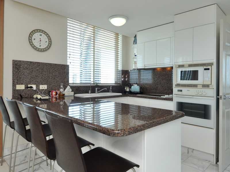 Unit 101/177 Old Burleigh Road, Broadbeach QLD 4218