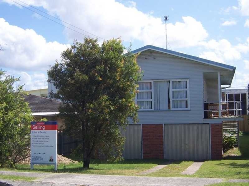28 Petrel Avenue, Mermaid Beach QLD 4218