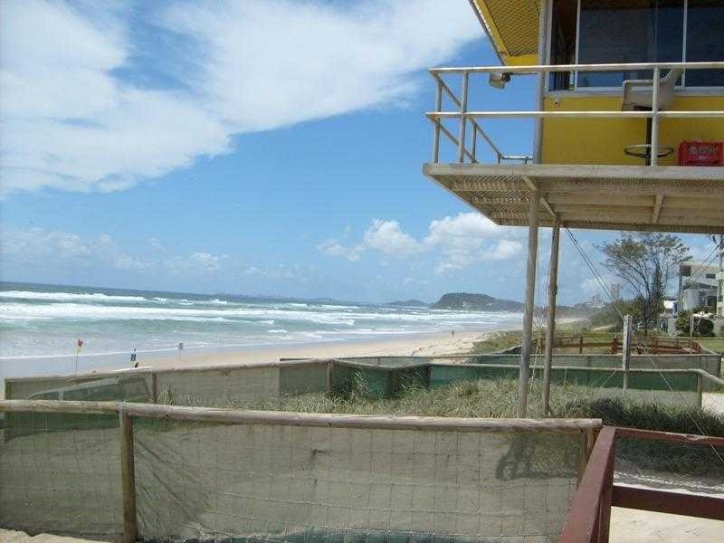 28 Petrel Avenue, Mermaid Beach QLD 4218