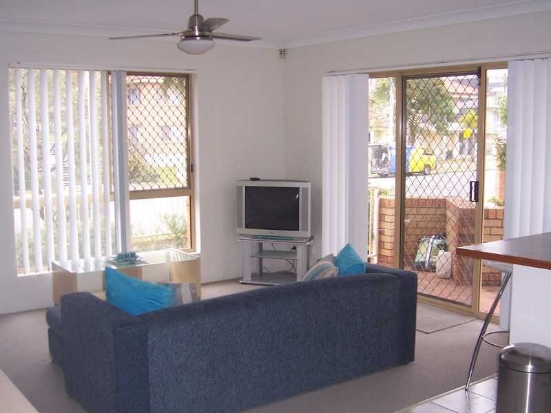 36 Ventura Road, Mermaid Beach QLD 4218