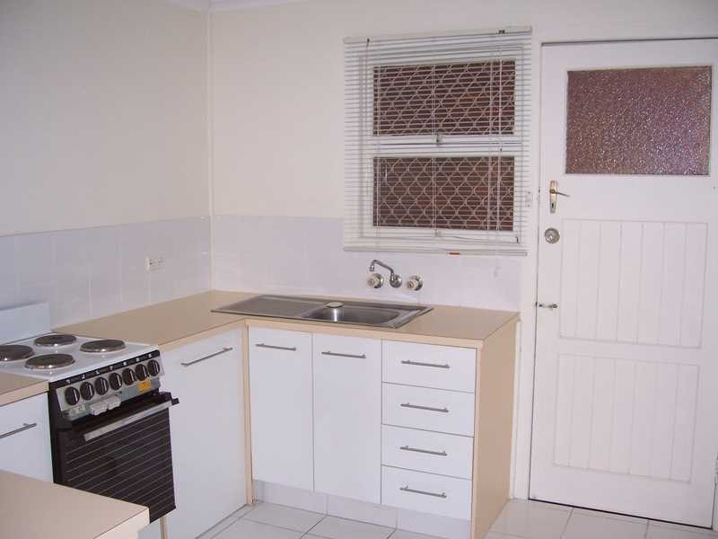 1/23 White Street, Southport QLD 4215