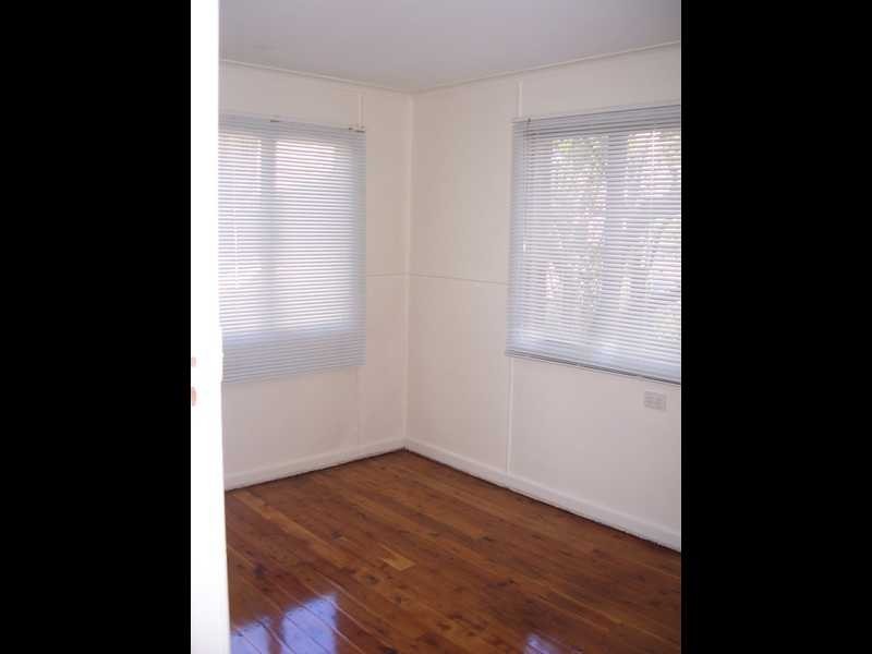 1/23 White Street, Southport QLD 4215