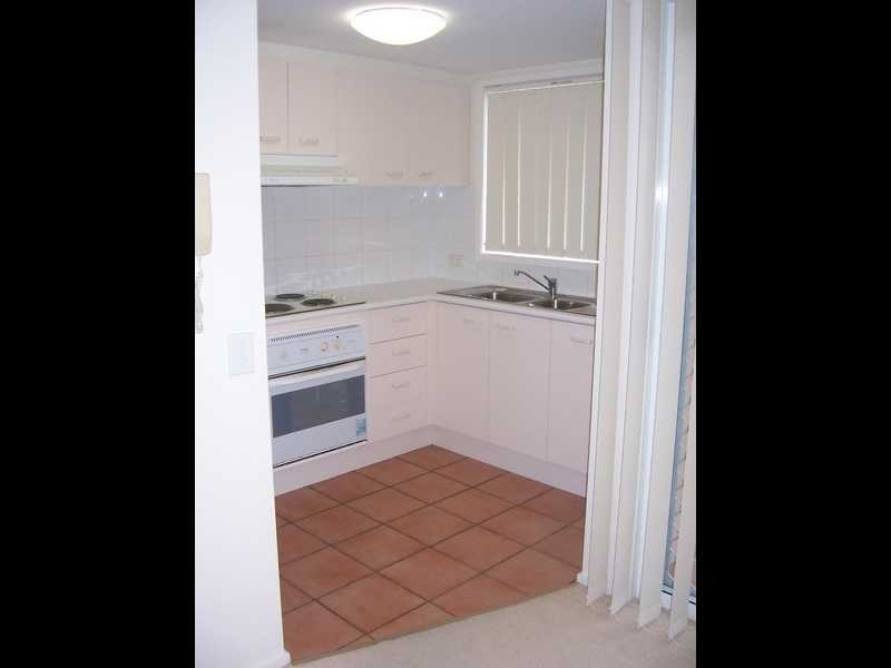 33 Cronulla Avenue, Mermaid Beach QLD 4218