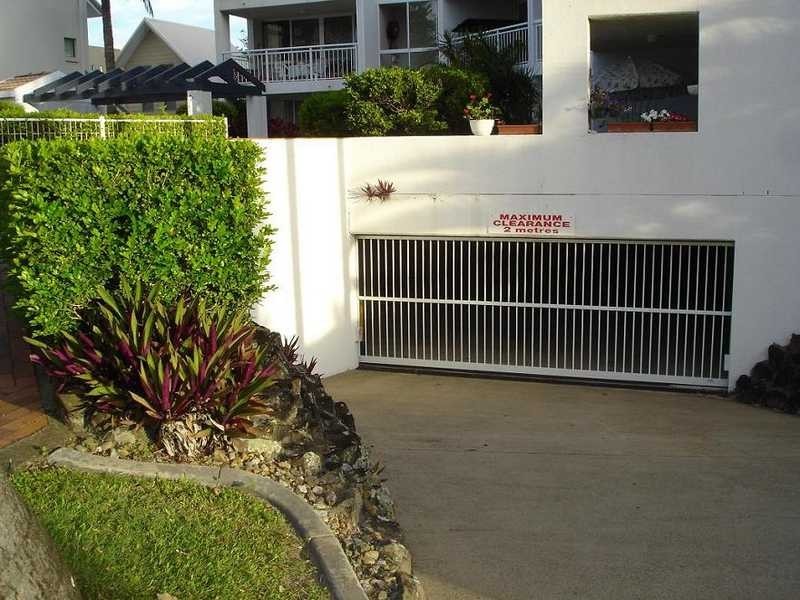 20 Ocean Street, Mermaid Beach QLD 4218