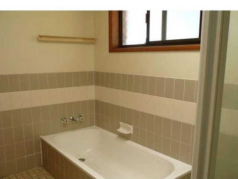 1 Tincurrin Court, Robina QLD 4226