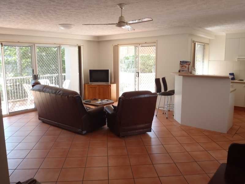 1/39 Sunbrite Avenue, Mermaid Beach QLD 4218