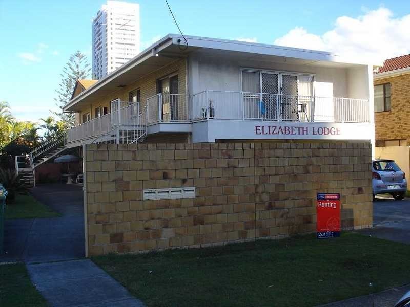 12 Elizabeth Avenue, Broadbeach QLD 4218