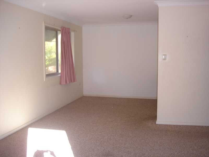 12 Elizabeth Avenue, Broadbeach QLD 4218