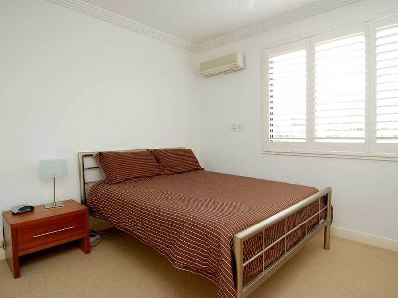 25 Australia Avenue, Broadbeach QLD 4218