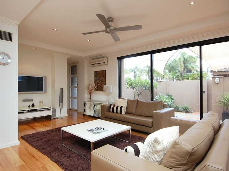 25 Australia Avenue, Broadbeach QLD 4218