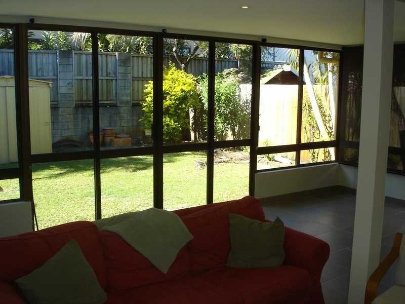 23 Albicore Street, Mermaid Waters QLD 4218