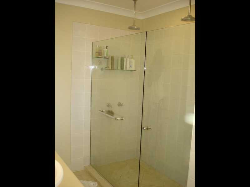 23 Albicore Street, Mermaid Waters QLD 4218