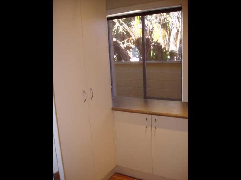 23 Albicore Street, Mermaid Waters QLD 4218