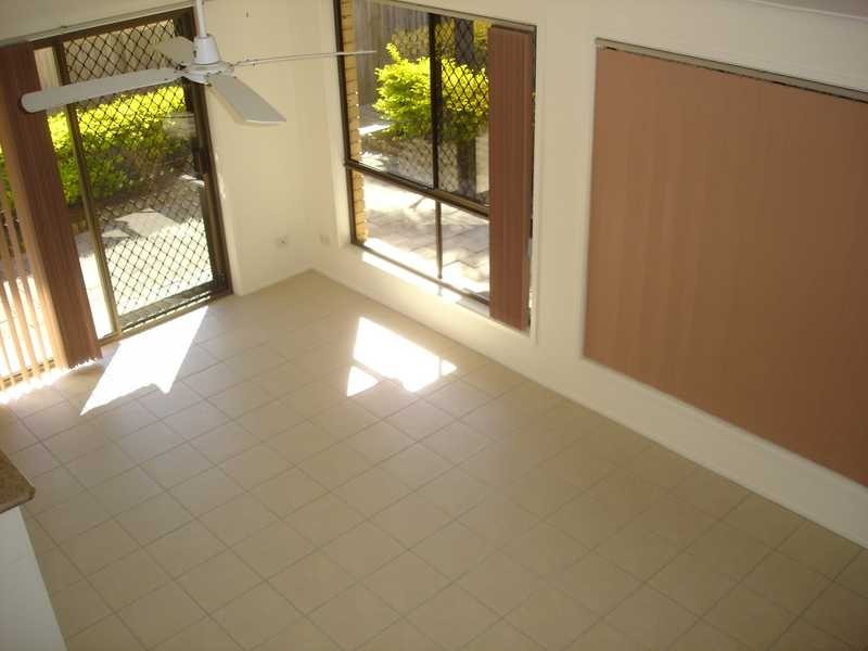 4/30 Sportsman Avenue, Mermaid Beach QLD 4218