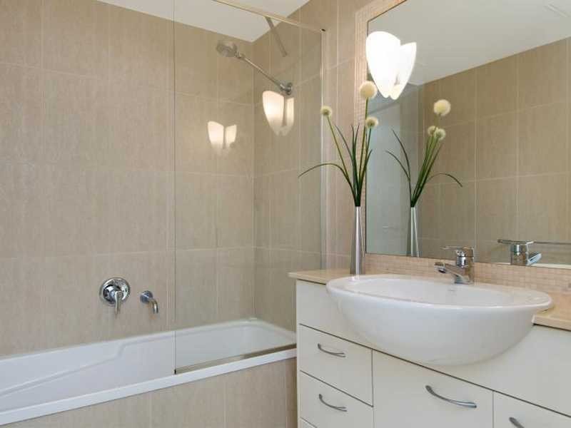 1 Twenty First Avenue, Palm Beach QLD 4221