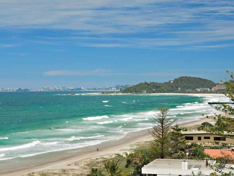 1 Twenty First Avenue, Palm Beach QLD 4221