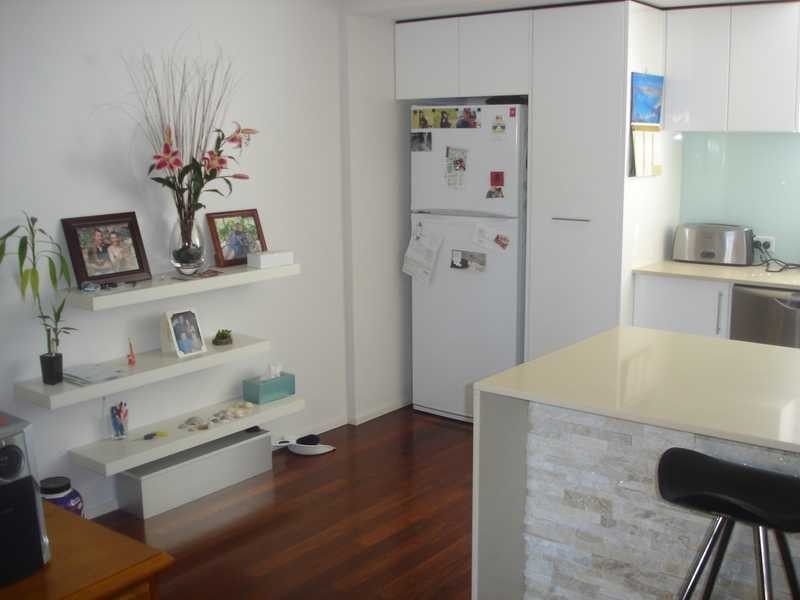 33 Cronulla Avenue, Mermaid Beach QLD 4218