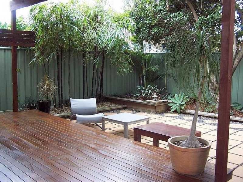 9 Aquila Court, Mermaid Waters QLD 4218