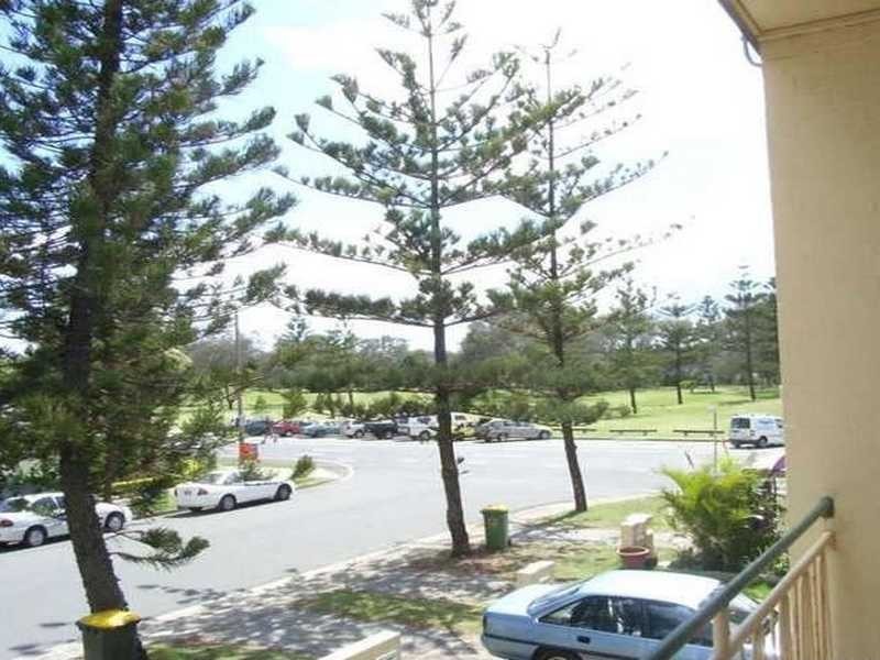 181 Old Burleigh Road, Broadbeach QLD 4218