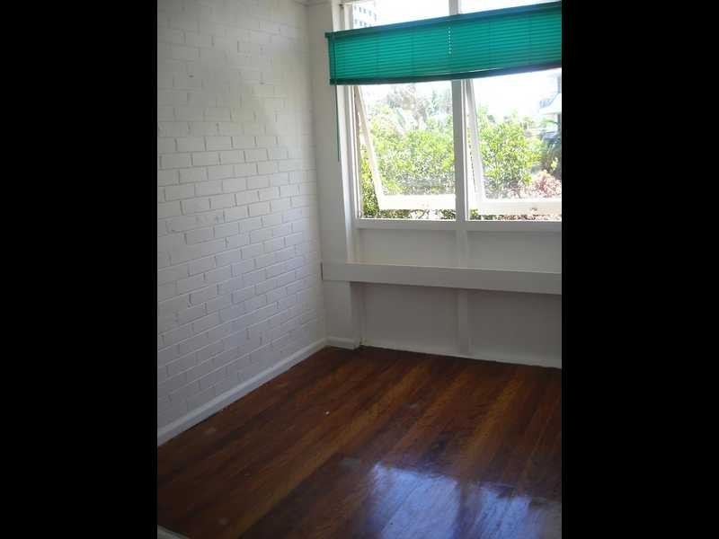 118 Old Burleigh Road, Broadbeach QLD 4218