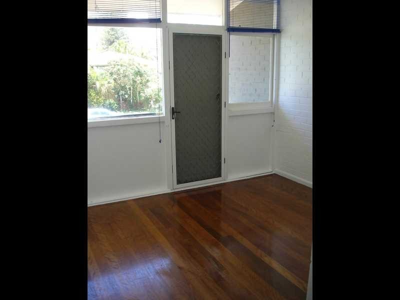 118 Old Burleigh Road, Broadbeach QLD 4218
